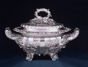 Soepterrine, een van een paar, gemaakt door Paul Storr in Dean Street Workshop van Rundell Bridge und Rundell, Londen, 1819-20